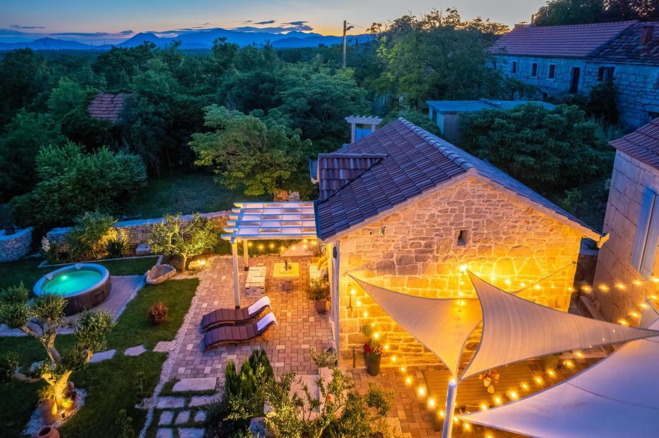 Rustical Holiday Resort Olea 이모츠키 외부 사진